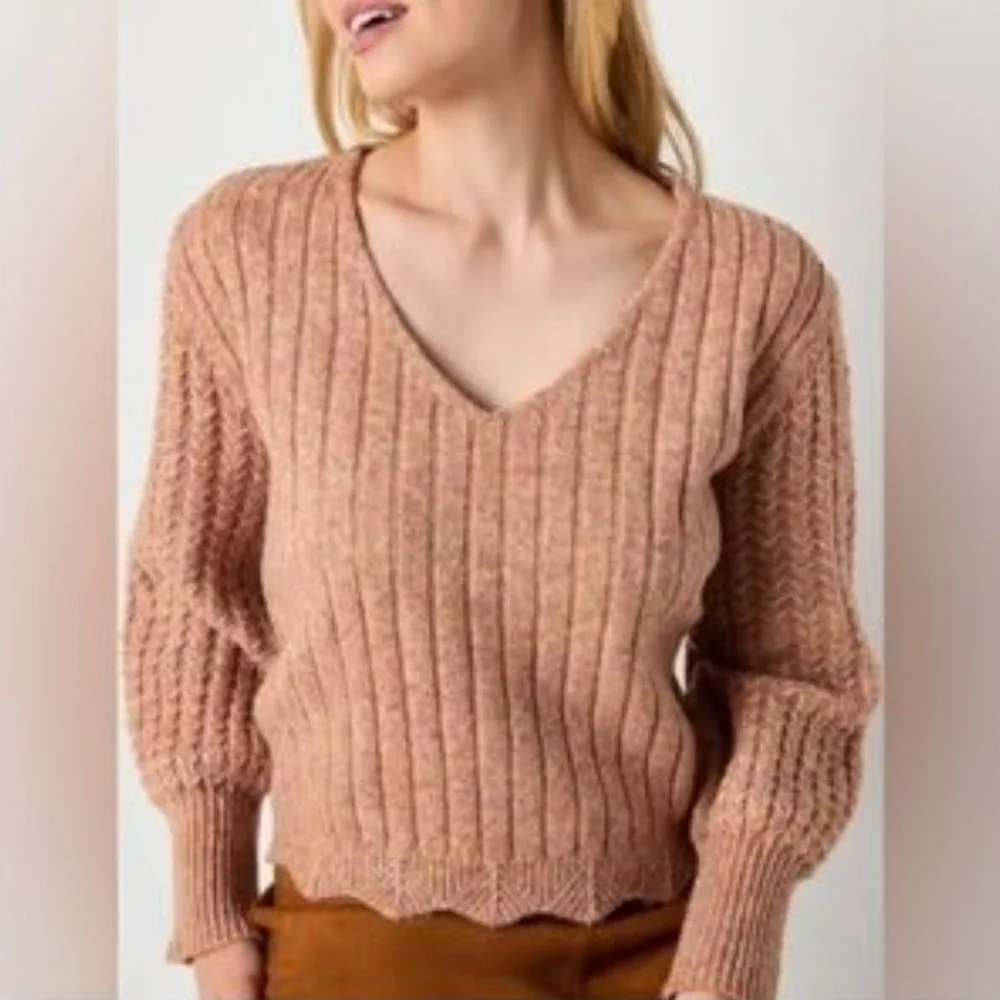 FRYE & CO Puff Sleeve Fancy Knit Boho V Neck Sweater In Apricot NWOT